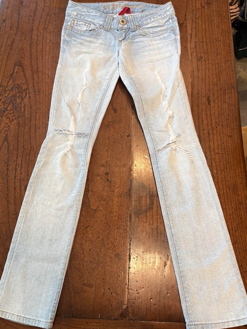 Guess Daredevil Straight Leg Distressed Light Wash Denim Jeans Size 25 0